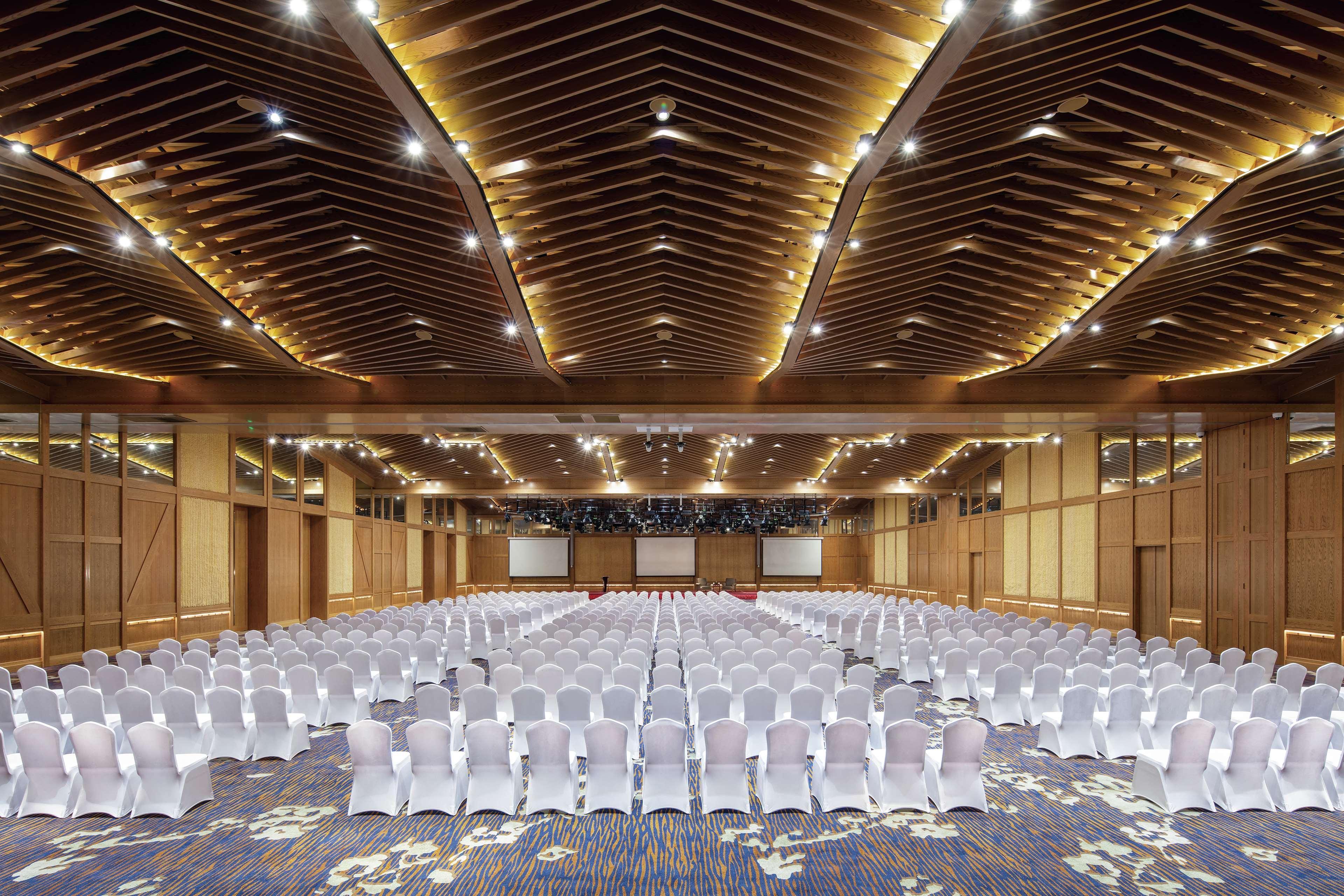 Hilton Wenan Hotel Langfang Exterior foto